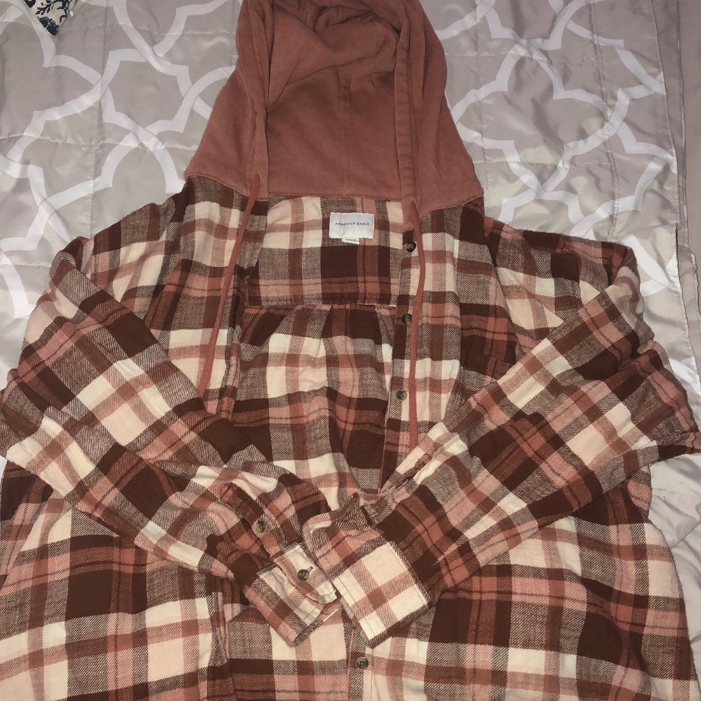 American Eagle Button Up